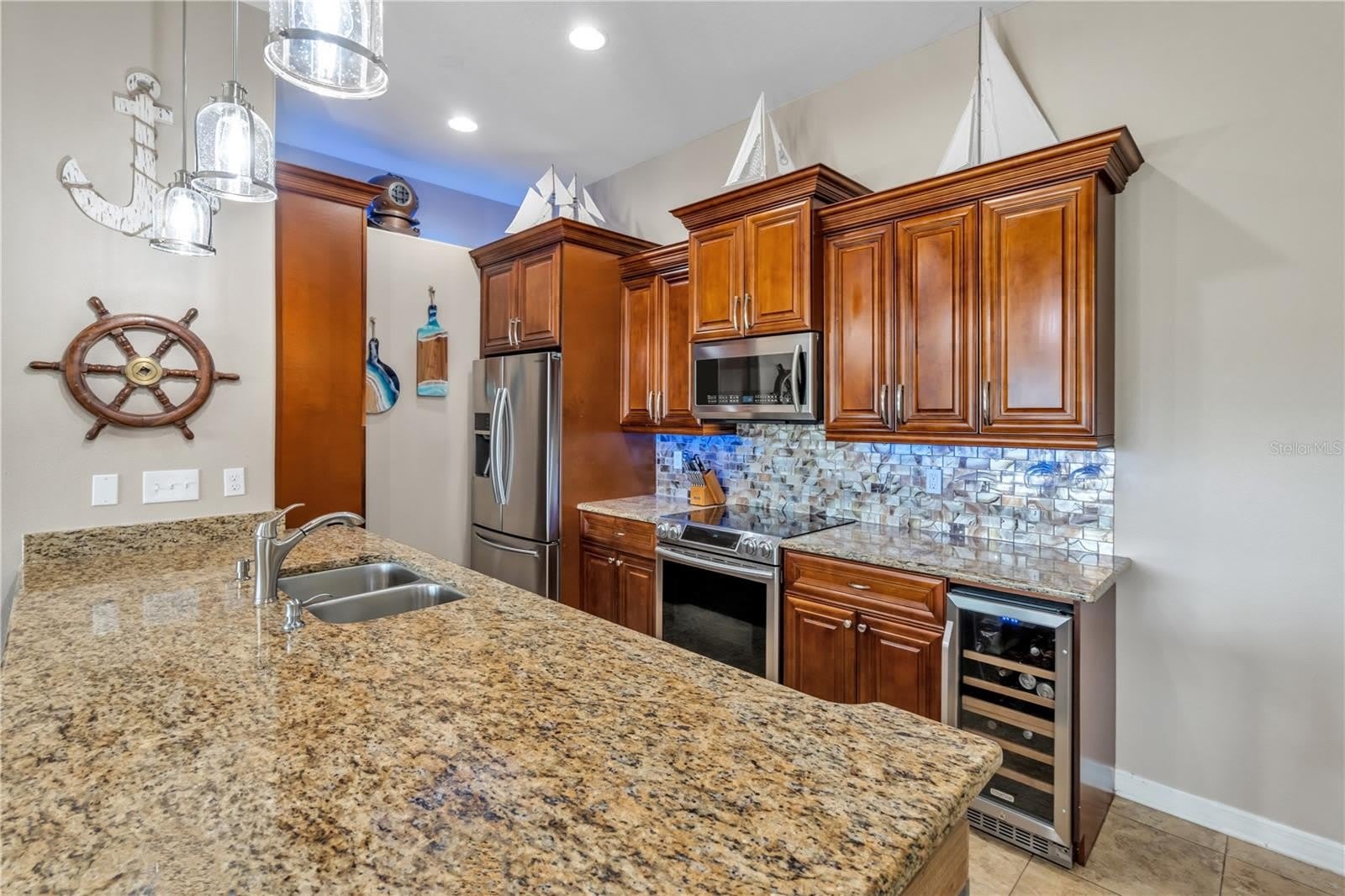 6420 Banyan Boulevard – photo 4