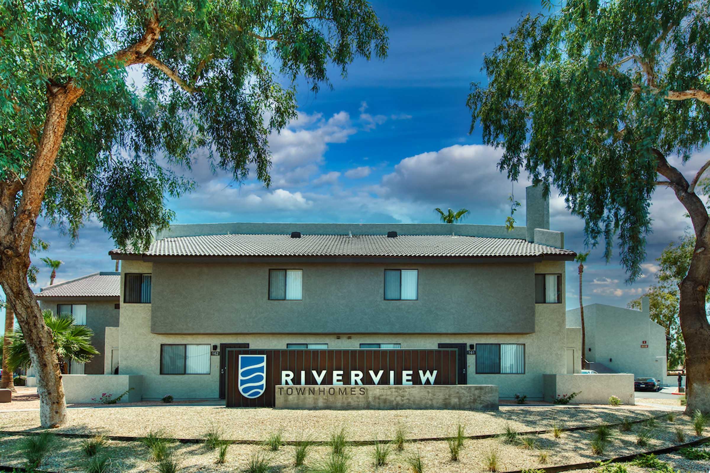 Riverview Townhomes – photo 1