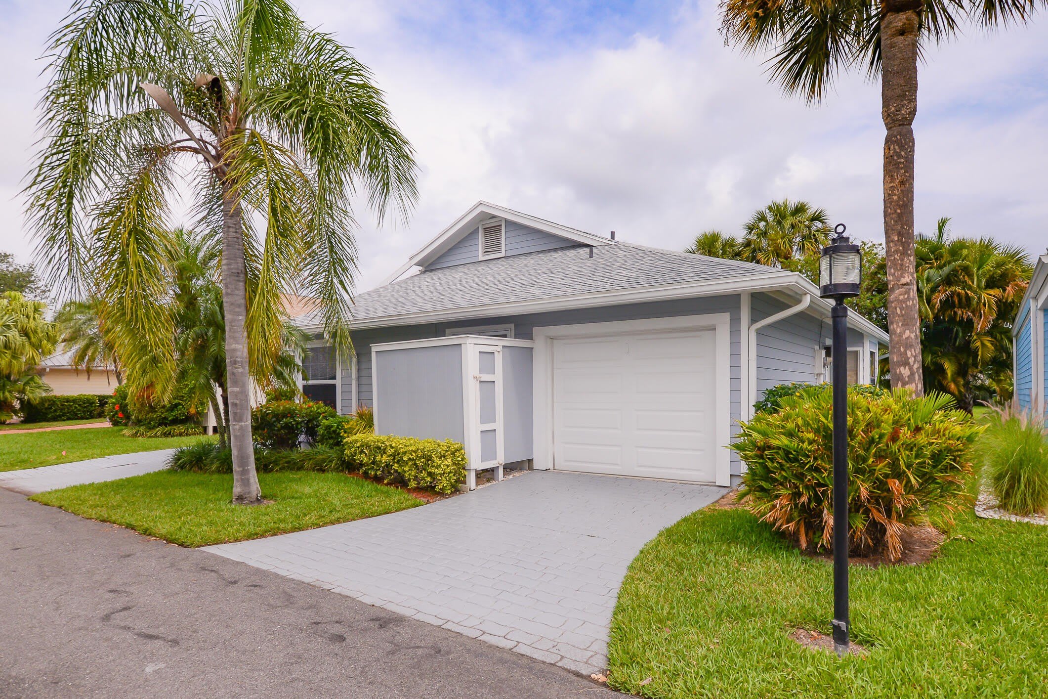 3267 NE Catamaran Terrace – photo 3