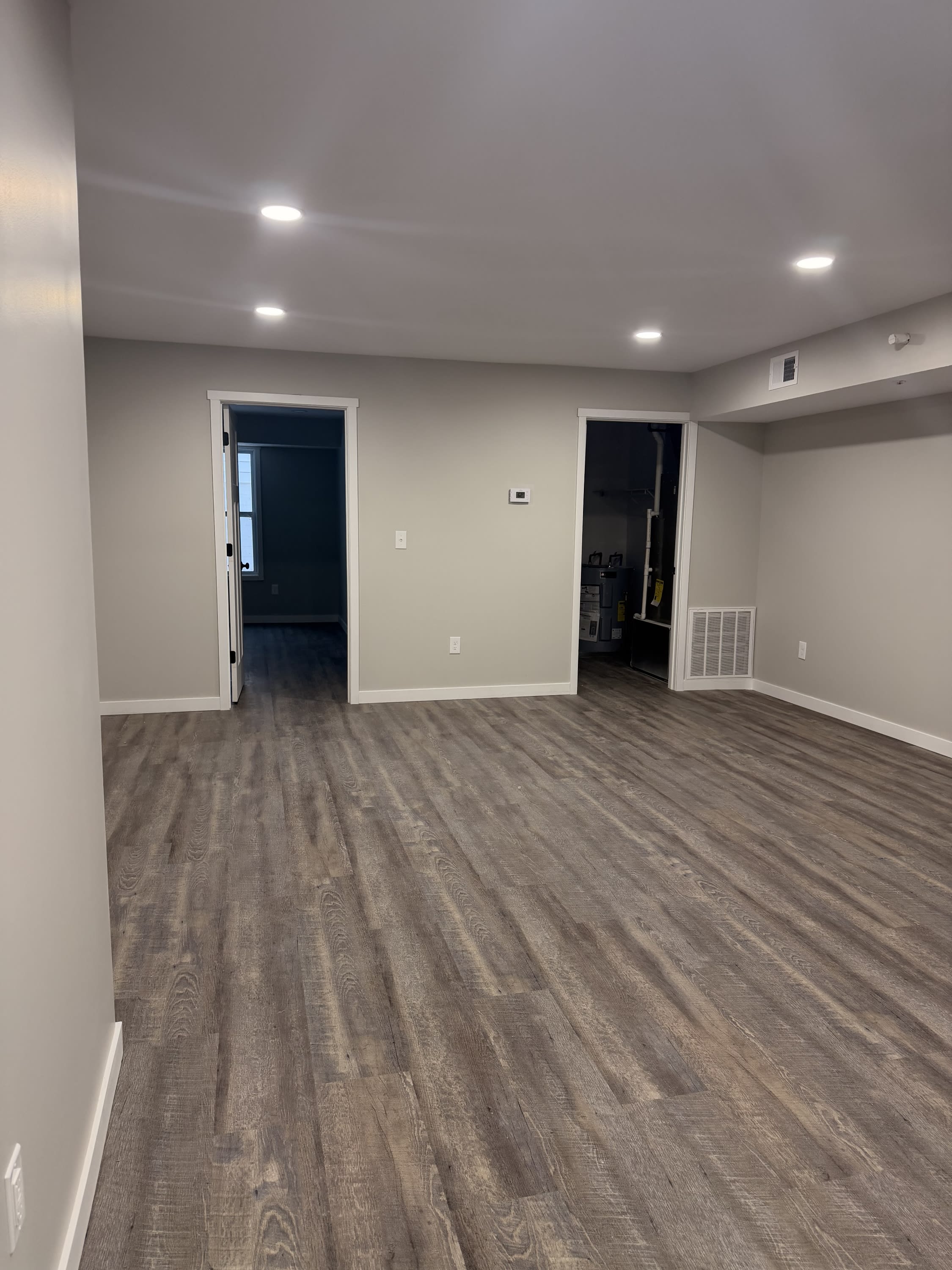 216 Wilcox Parkway 5 – photo 2