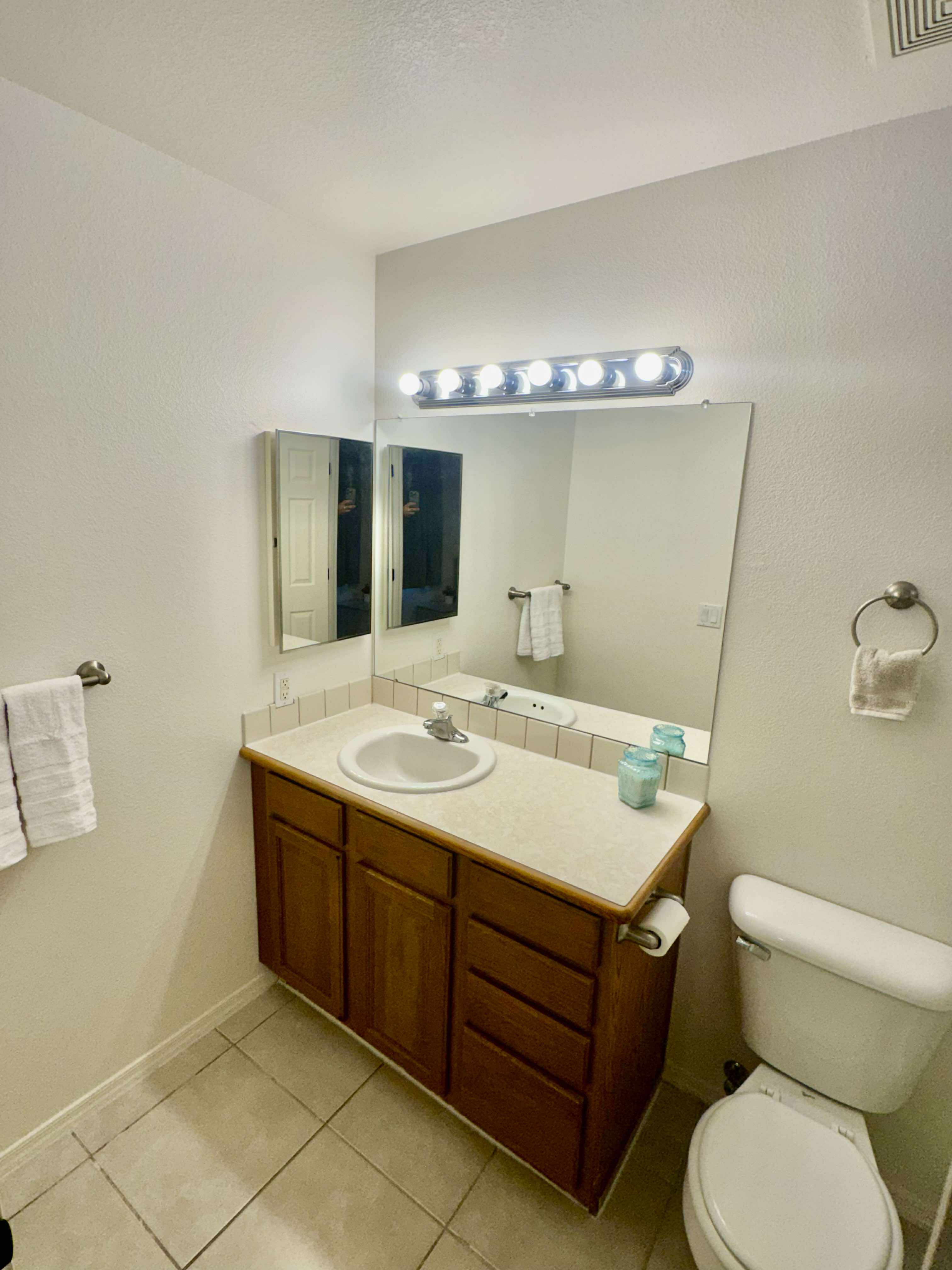 936 Astor Ave – photo 4