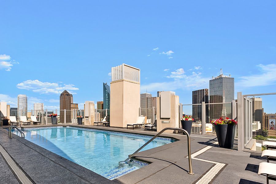 SkyHouse Dallas Apartments Victory Park – photo 1