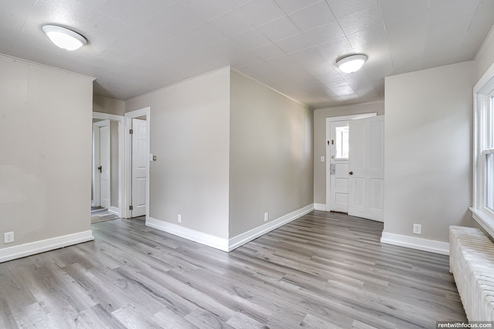 579 Mt. Vernon St. – photo 4