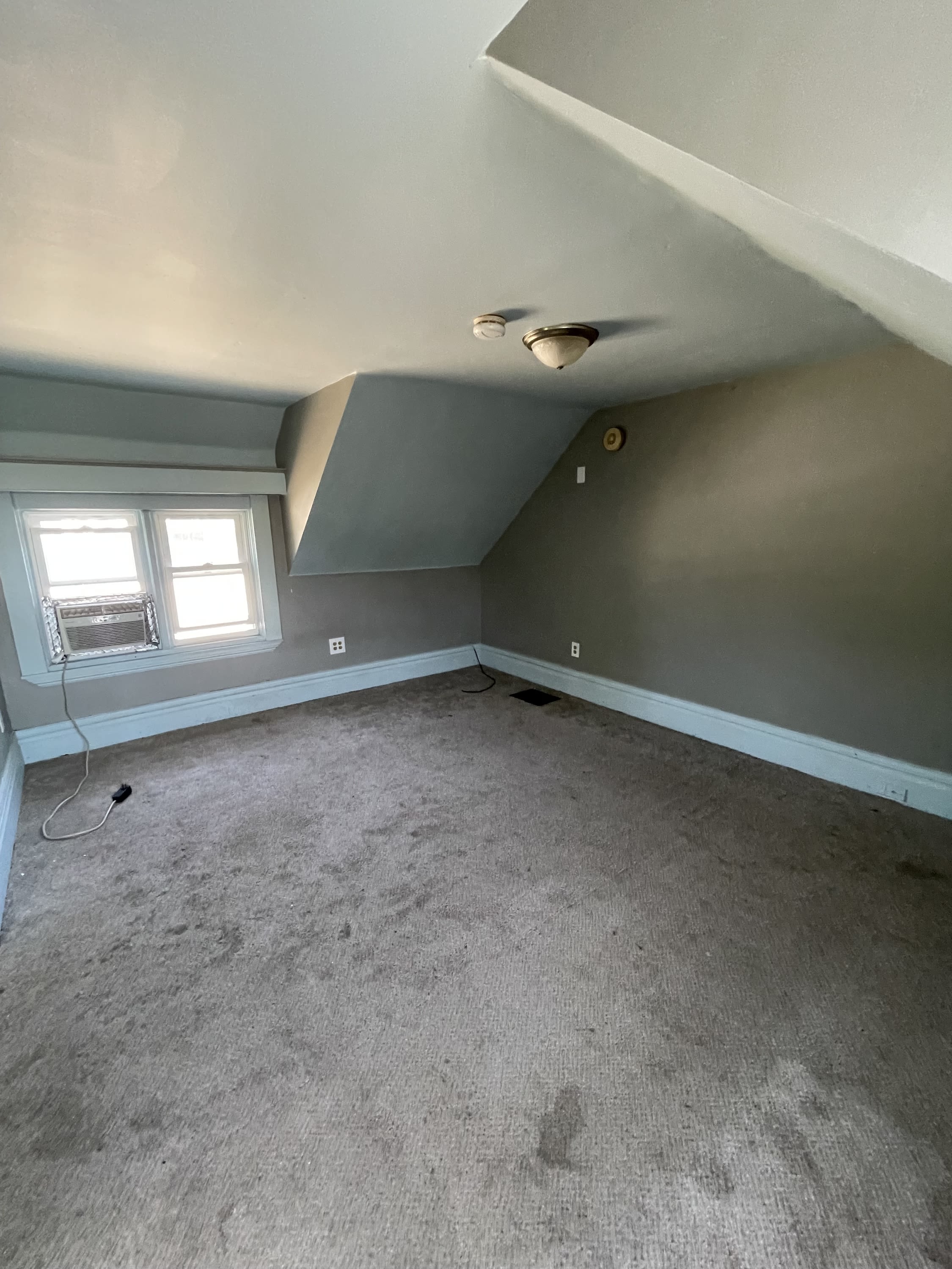 1211 East Cesar E Chavez Avenue 3 – photo 5