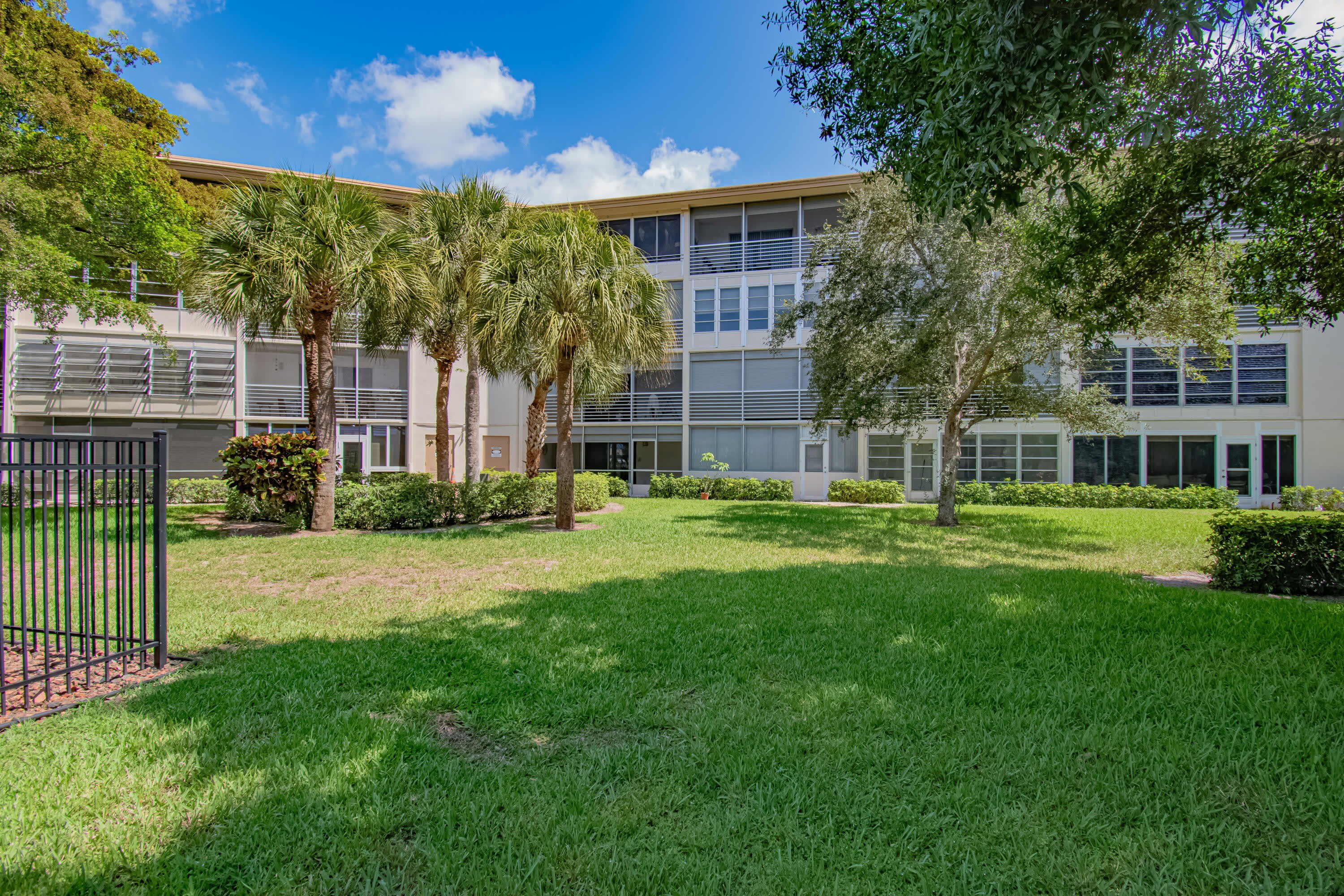 2301 Lucaya Lane – photo 2