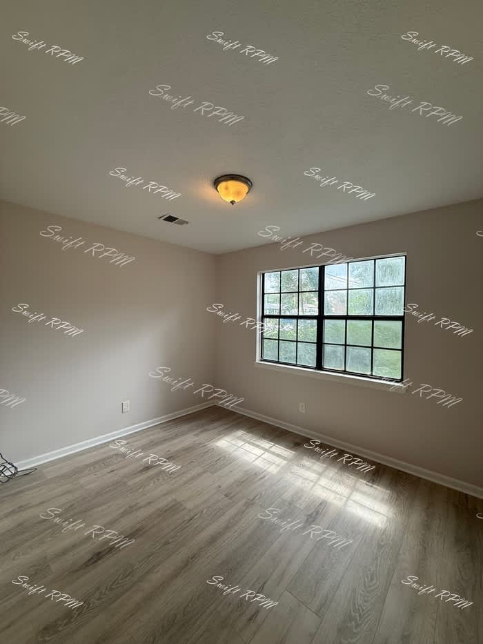107 West Nichols Street – photo 5