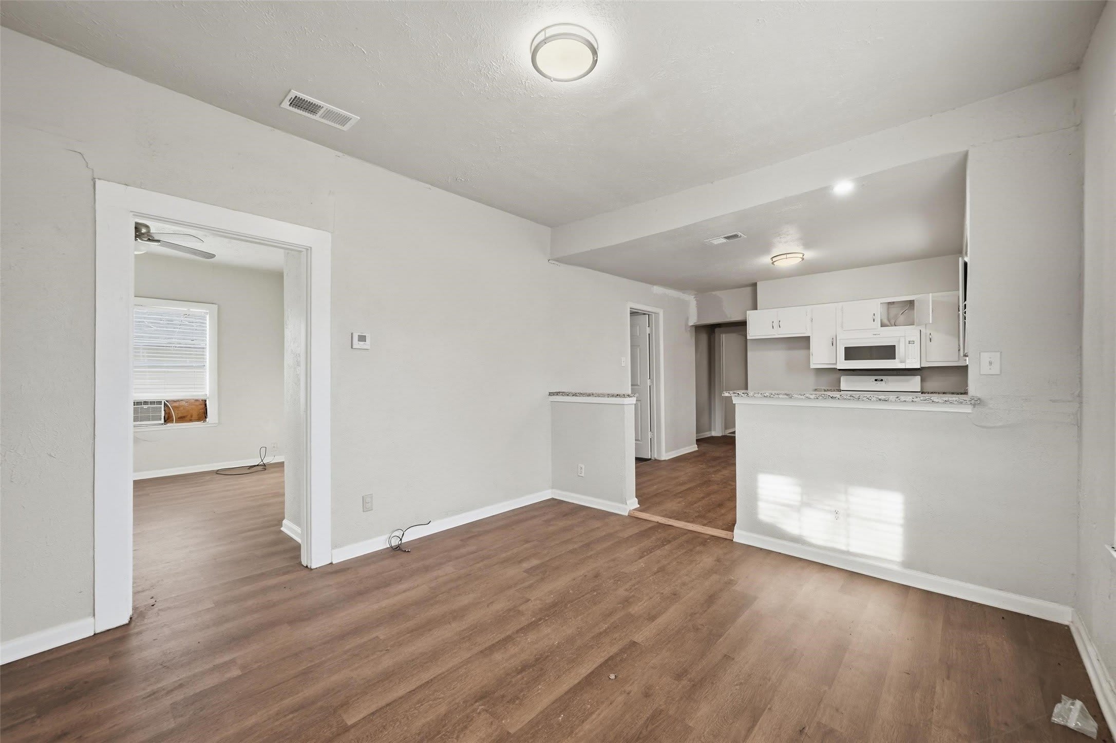 1101 N Harrison Avenue – photo 2
