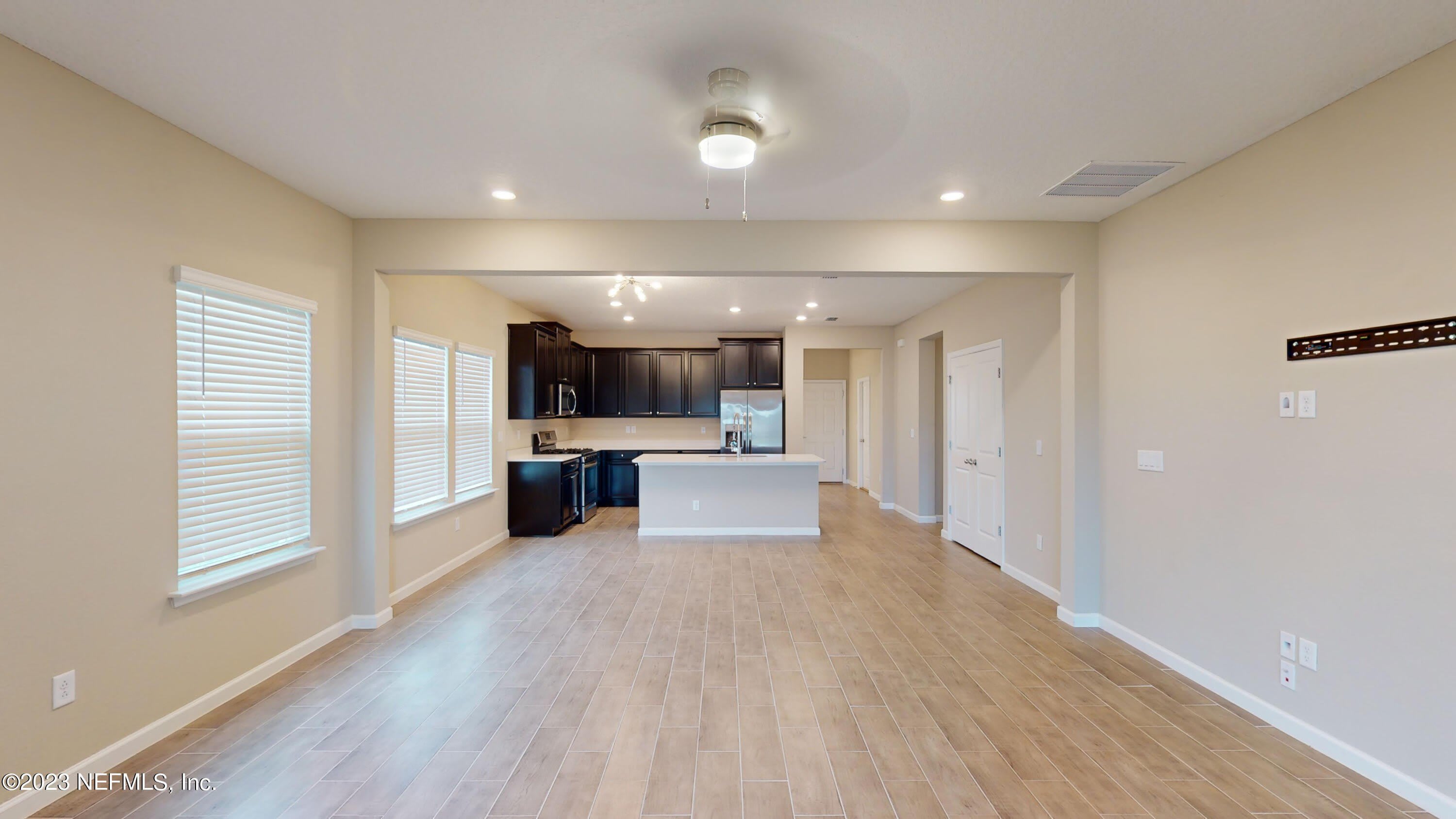 3965 CLOVERDALE Court – photo 3