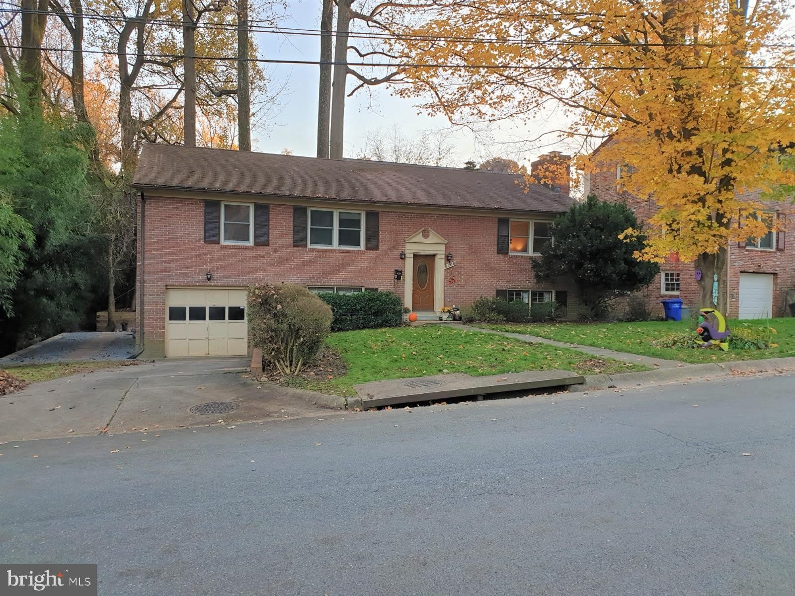 5208 ACACIA Avenue – photo 1