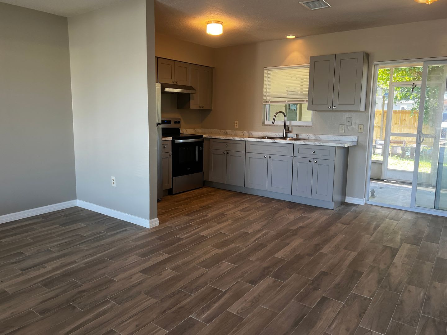 2BD/1BA/Single carport – photo 5