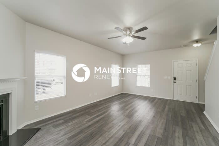 1054 Black Oak Drive – photo 4