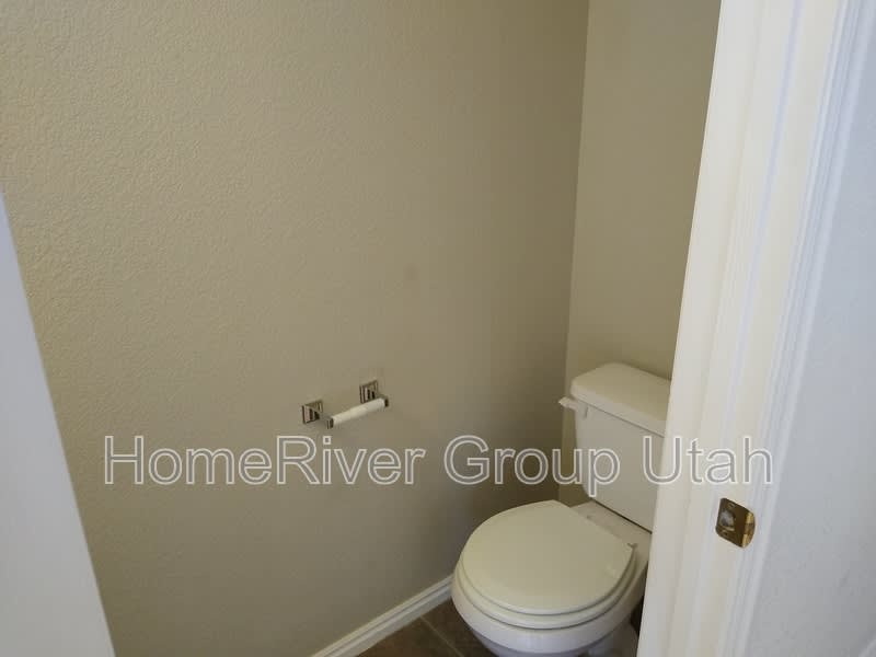 985 E Senior Band Rd – photo 5