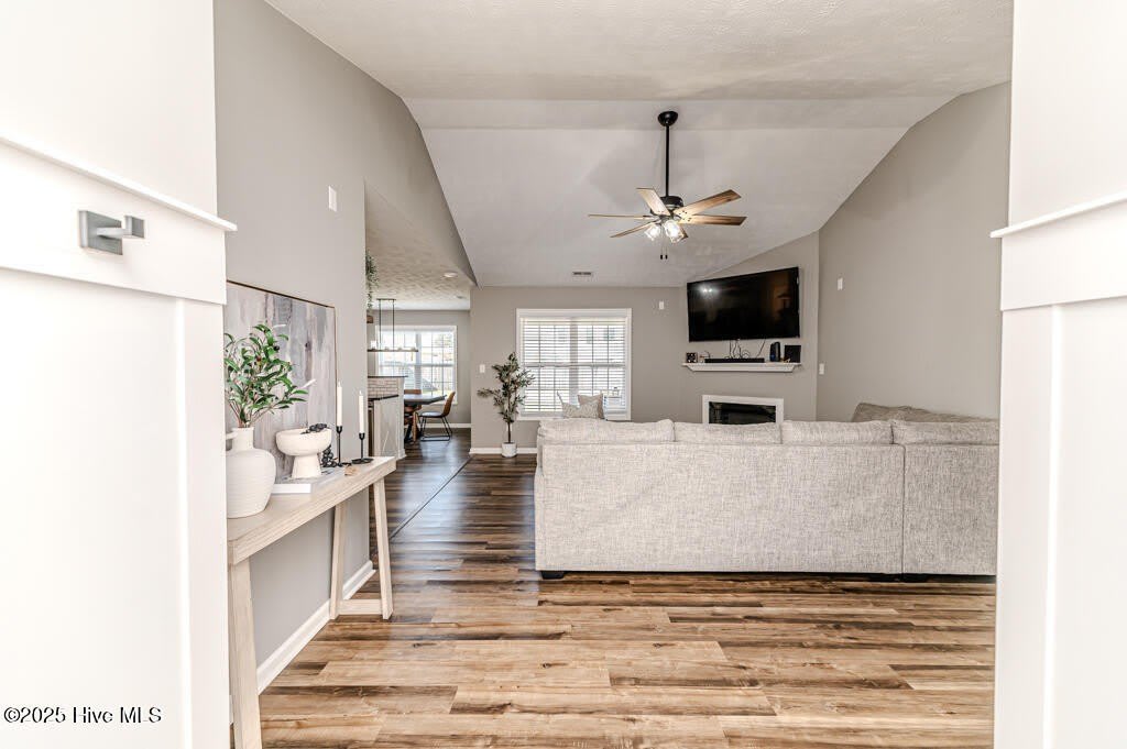 224 Roanoke Drive – photo 4