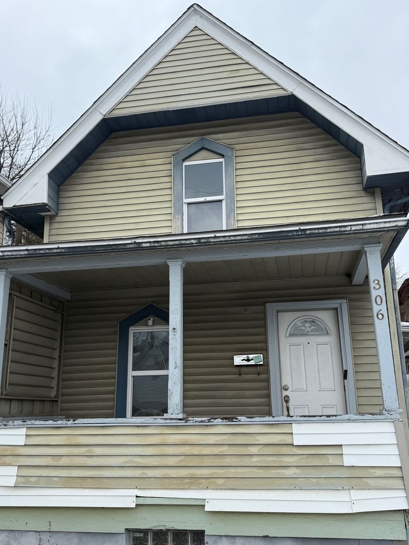 2 bed/1 bath Single Family Home McKeesport, PA – photo 1
