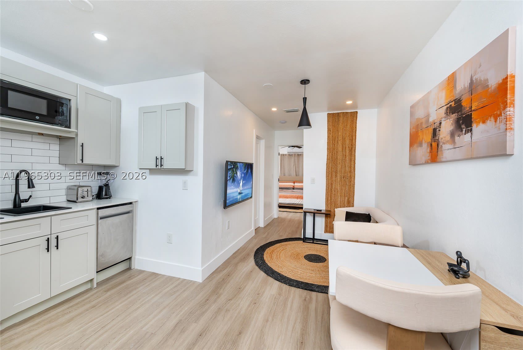 3321 NW 19th Ter – photo 4