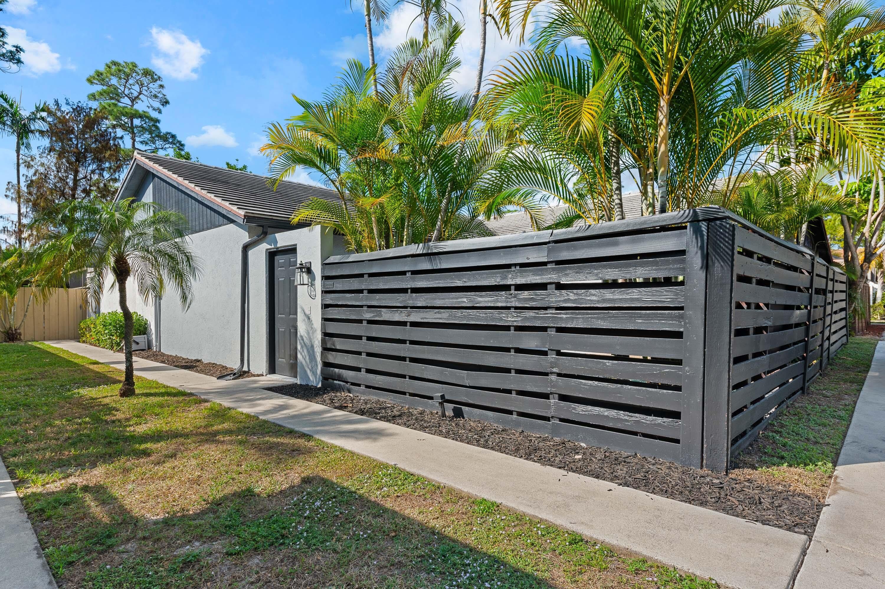 1277 Periwinkle Place – photo 2