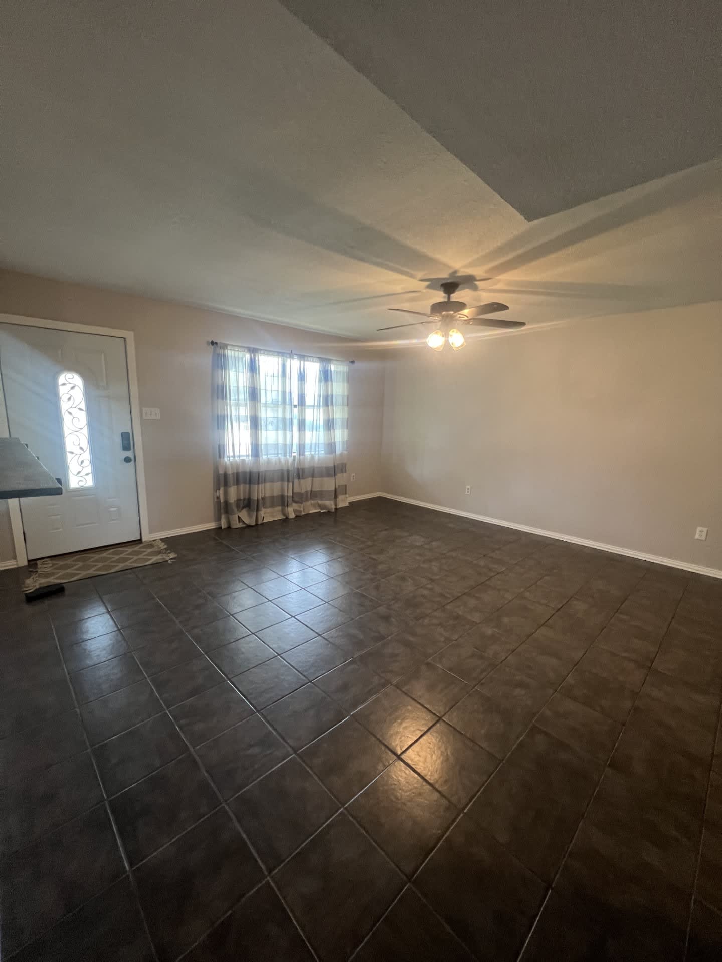 2036 Lisa Circle – photo 4