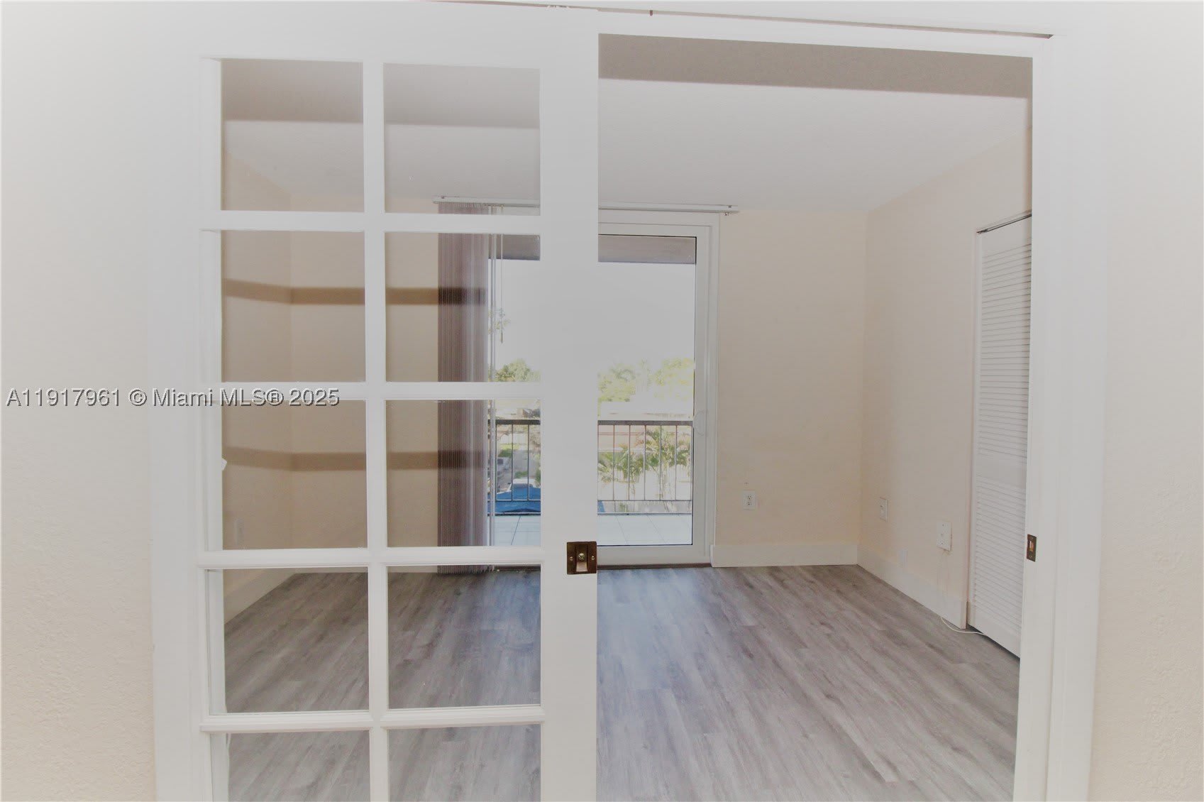 1251 Ne 108Th St – photo 3