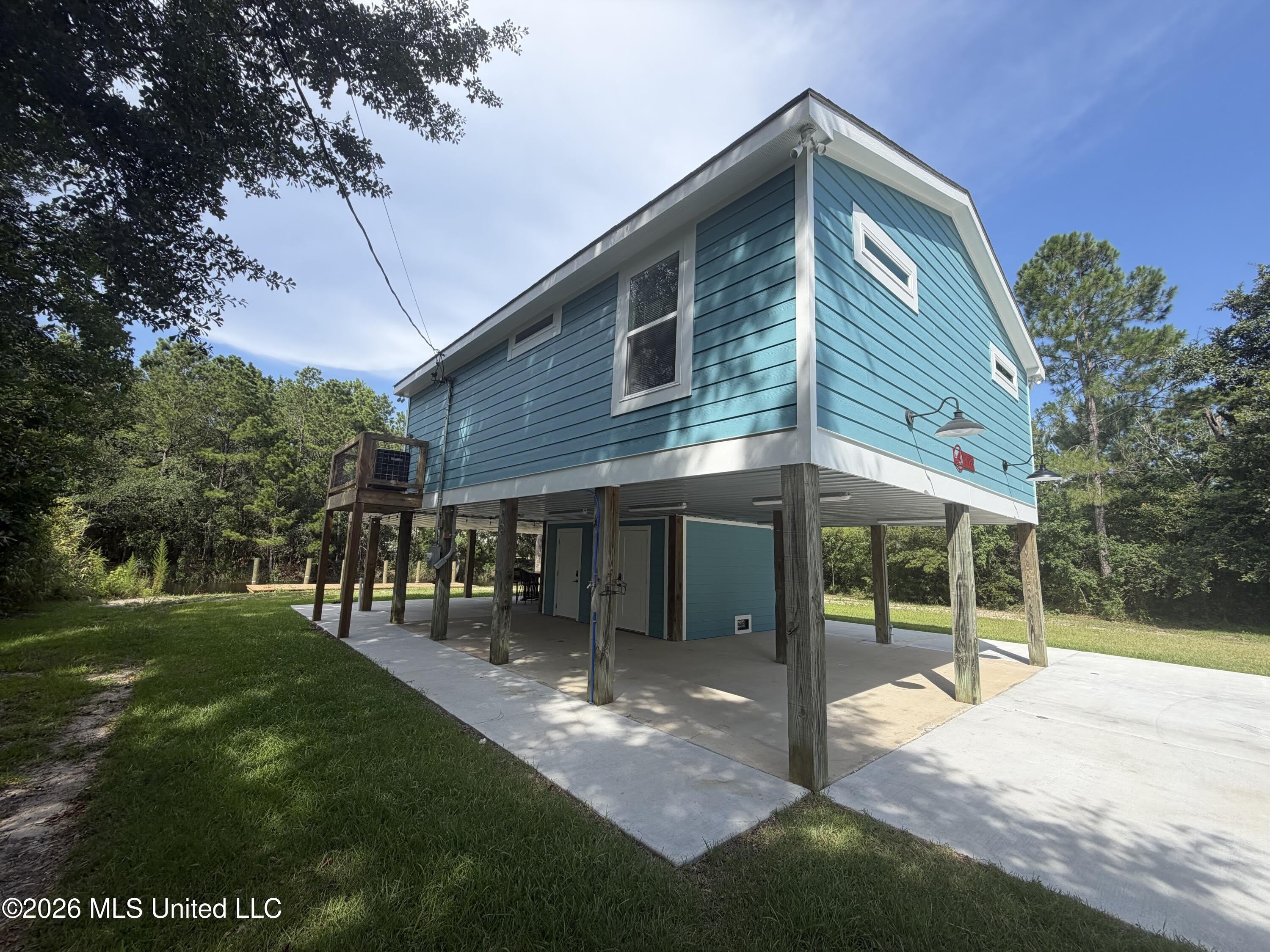 4060 Cardinal Street – photo 3