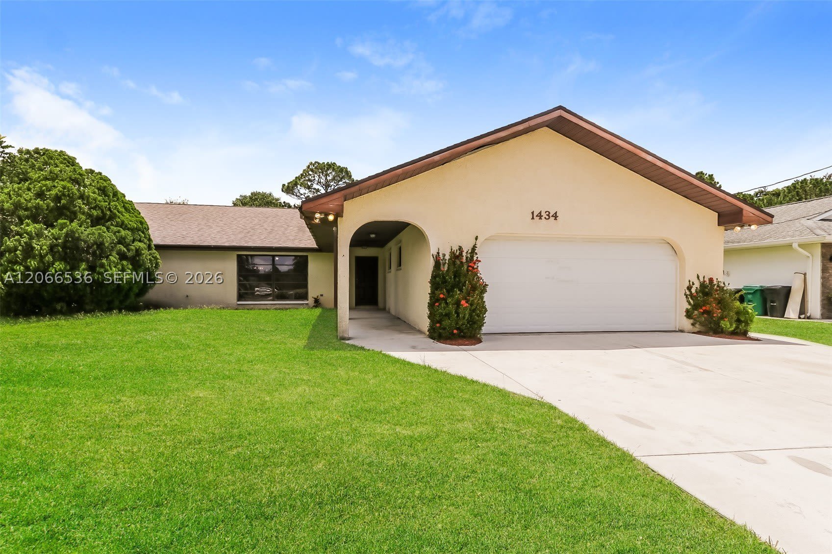 1434 SW Broadview St – photo 1