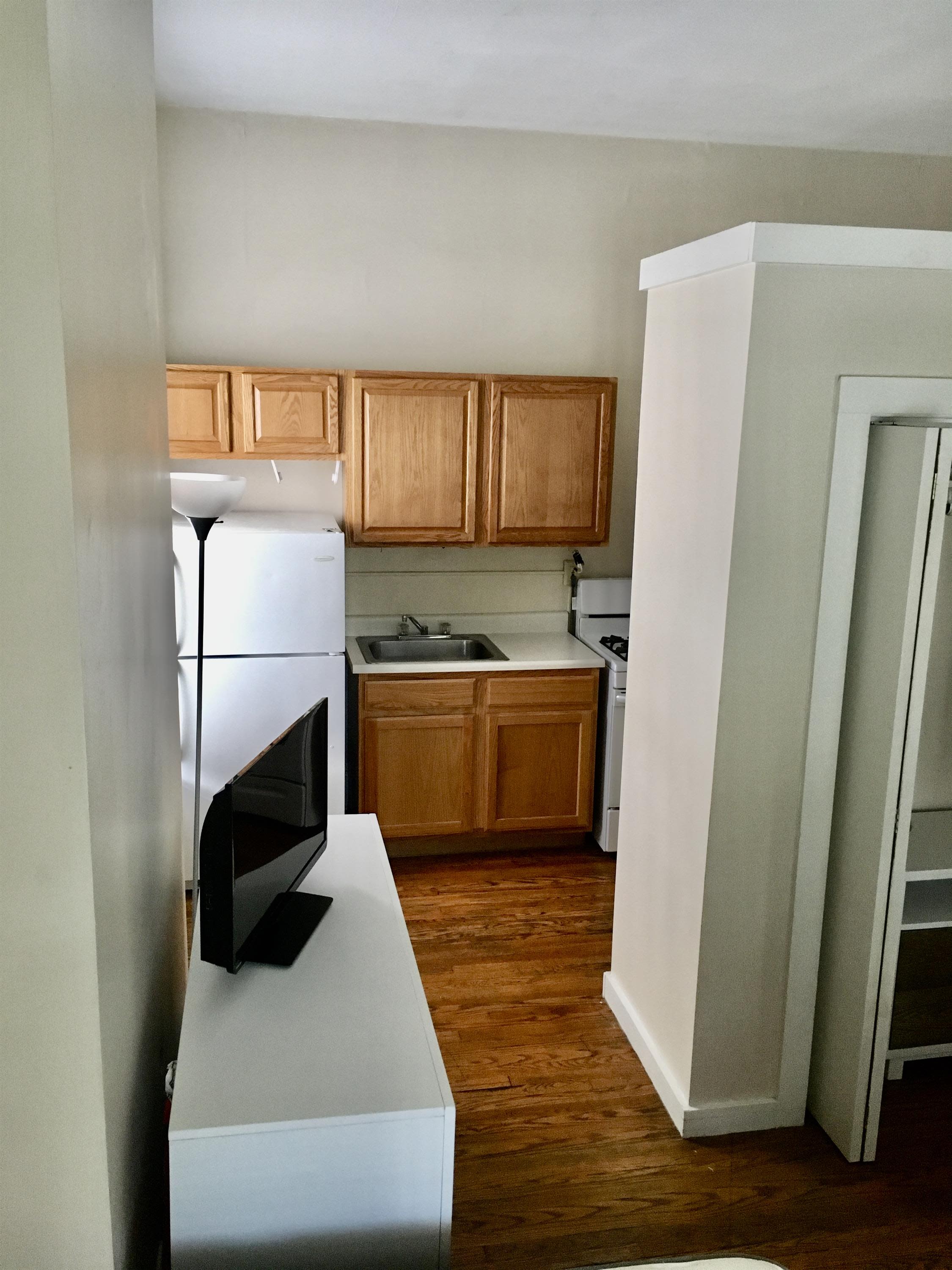 922 West Third Street – photo 2