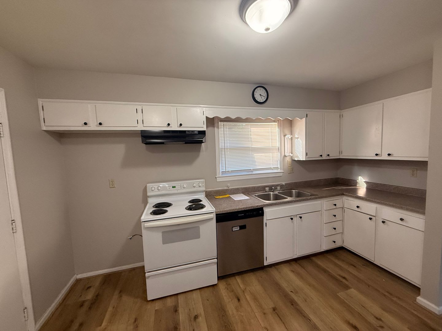 East End Home – photo 2