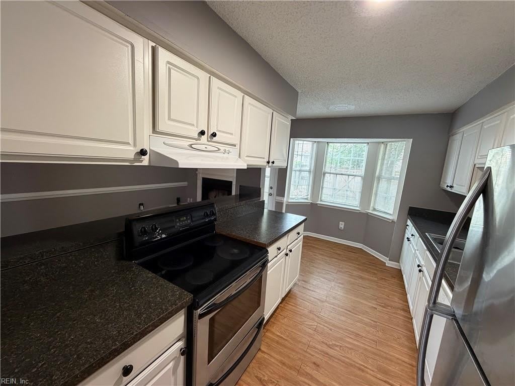 548 Hollomon Drive – photo 3