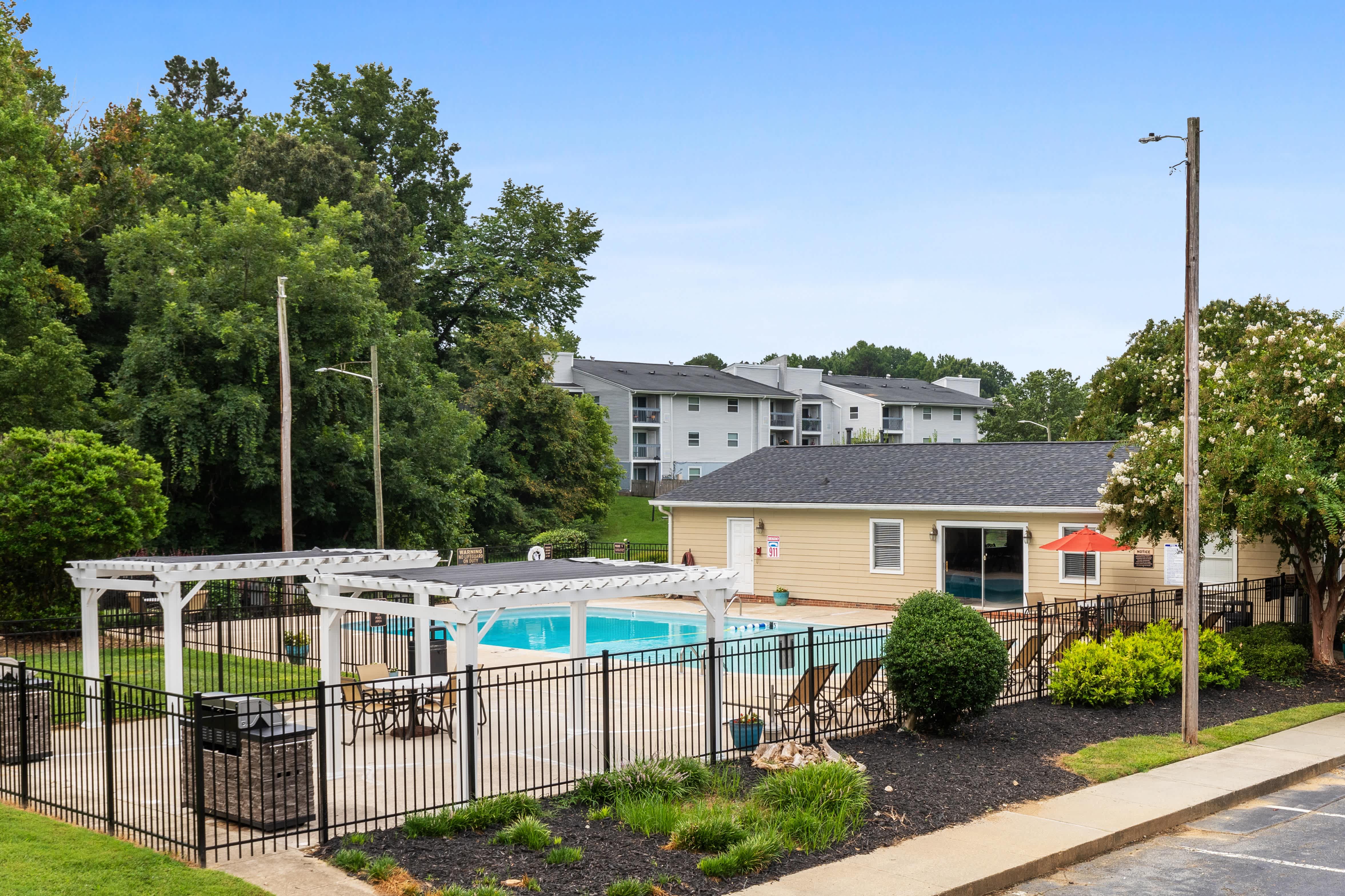 Cloisters & Foxfire Apartments – photo 4