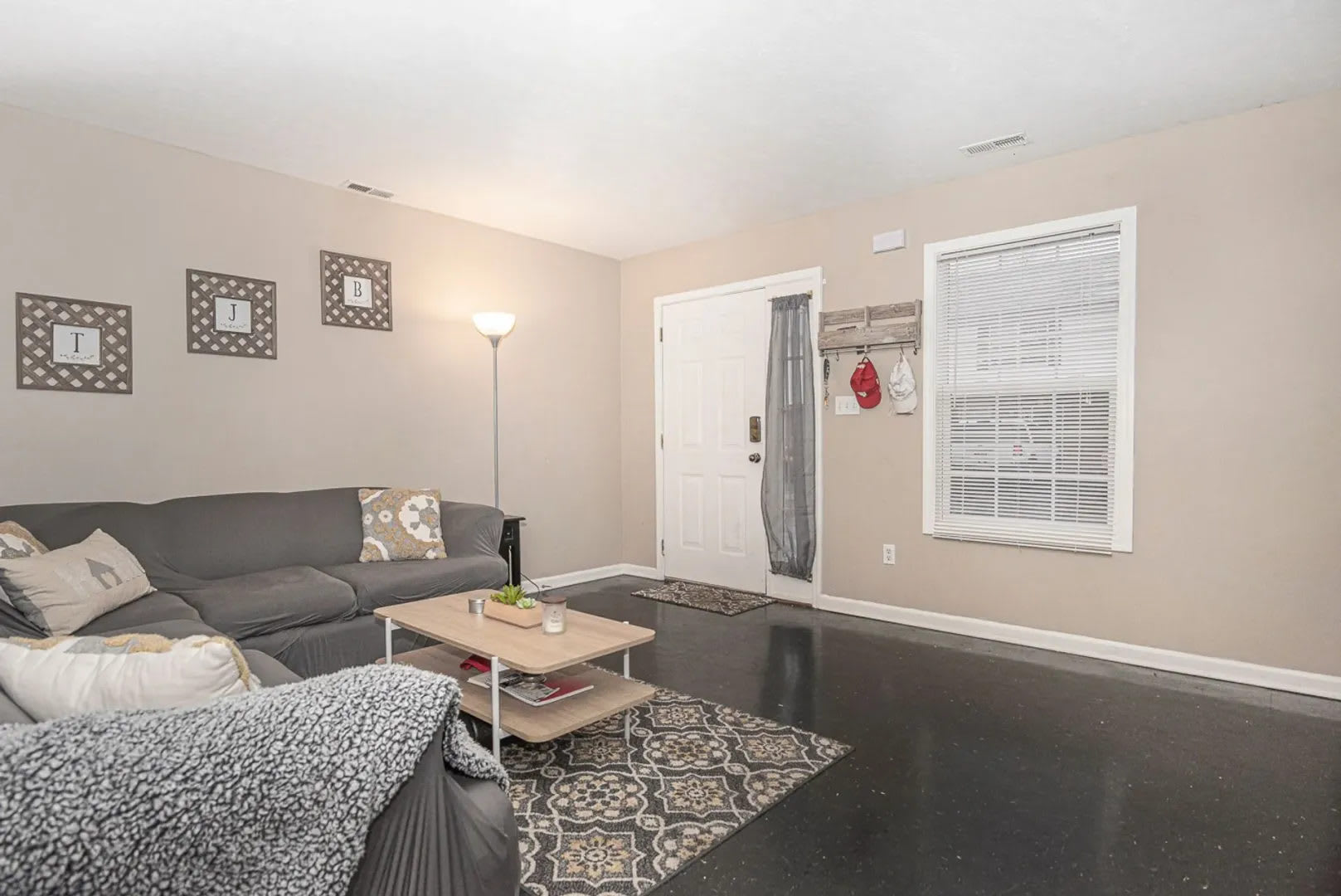 3 bedrooms, 3 bathroom! – photo 4