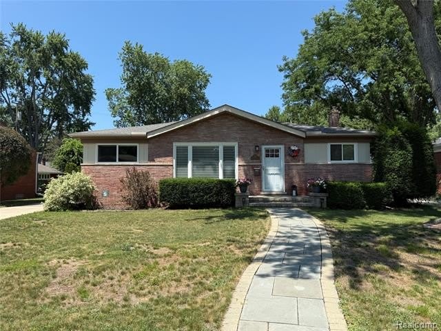 16996 MARGUERITE Street – photo 1