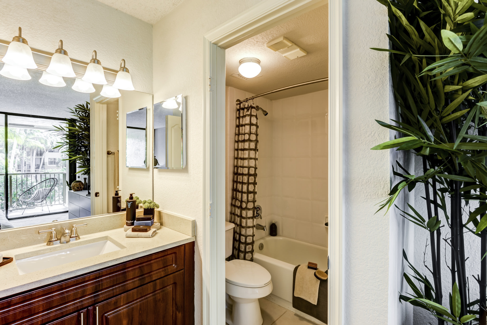 Gables Town Place – photo 5