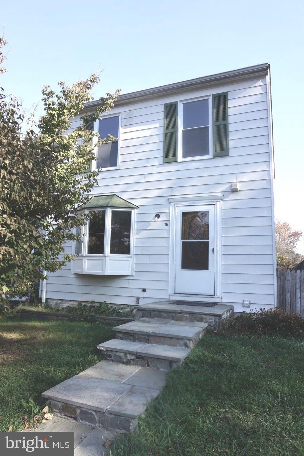 19 SHADY SPRING Place – photo 2