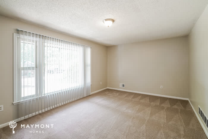212 Raintree Drive – photo 3