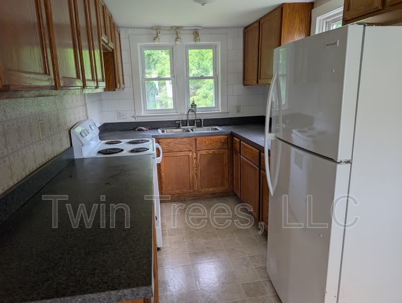 18607 NW Turnpike – photo 3