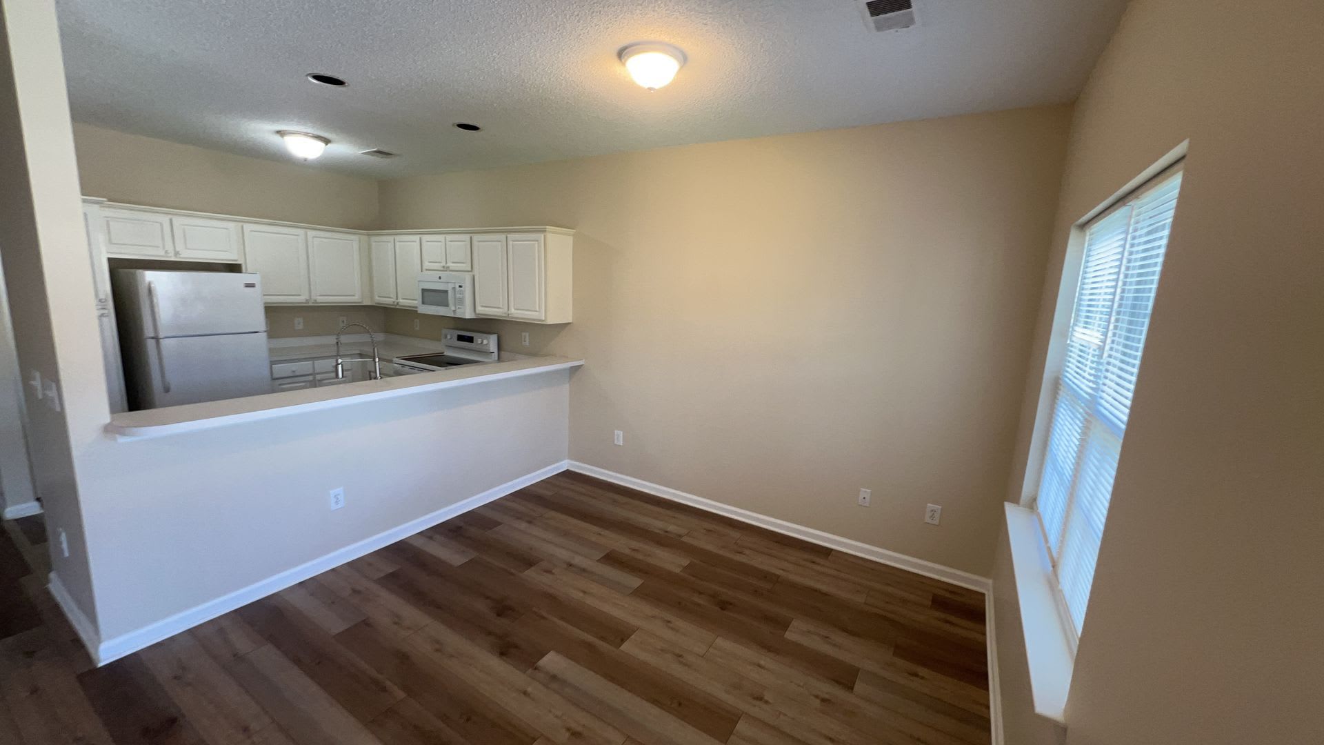 6308 Sweetwater Blvd – photo 5