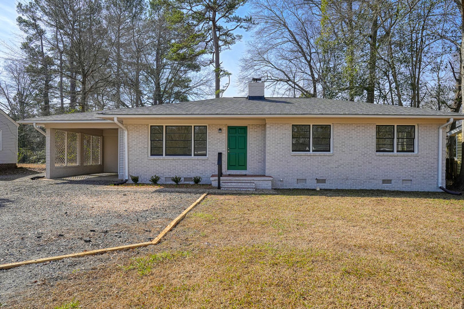 118 1st Ave – photo 1