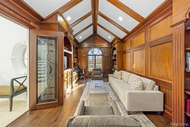 4326 COMMERCE Road – photo 5