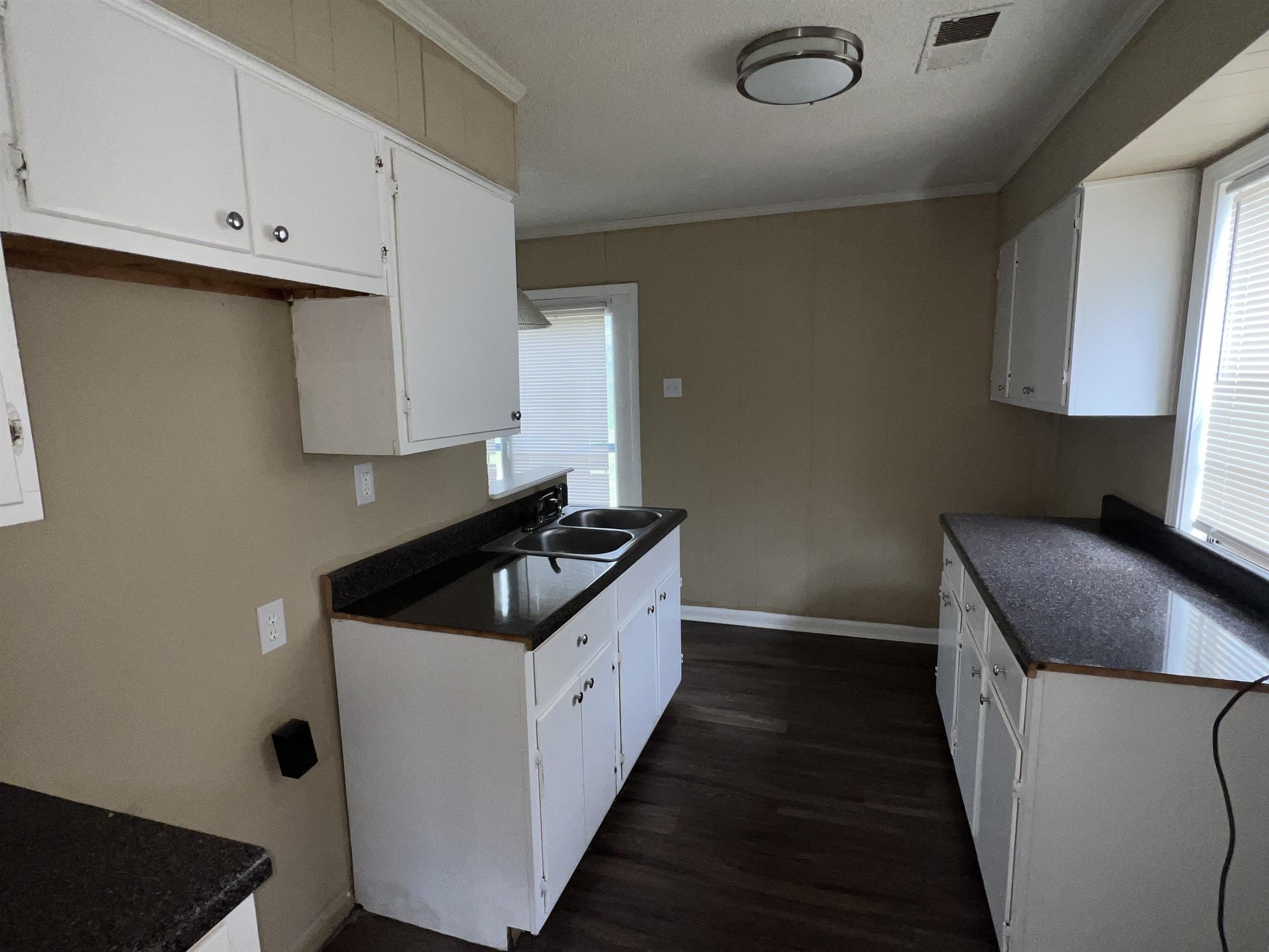 892 RESTBROOK Ave – photo 4
