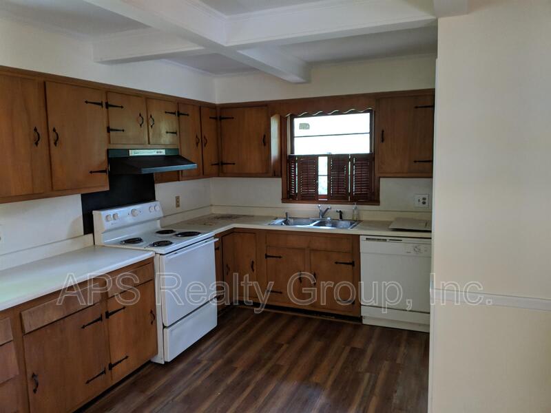 60 Glenwood Street – photo 4