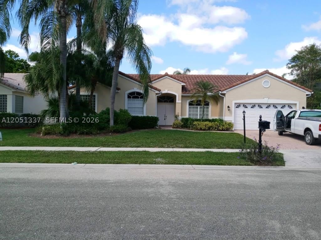 9367 LAKE SERENA – photo 1
