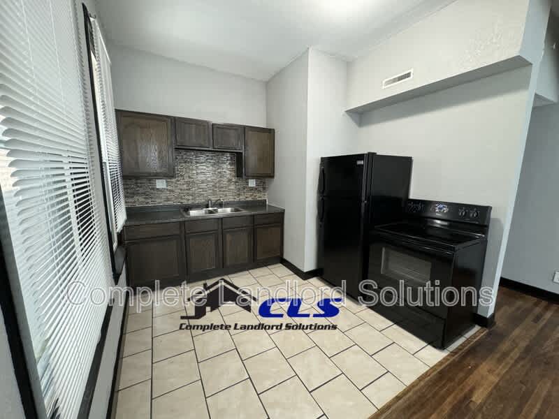15 1/2 N 14th – photo 4