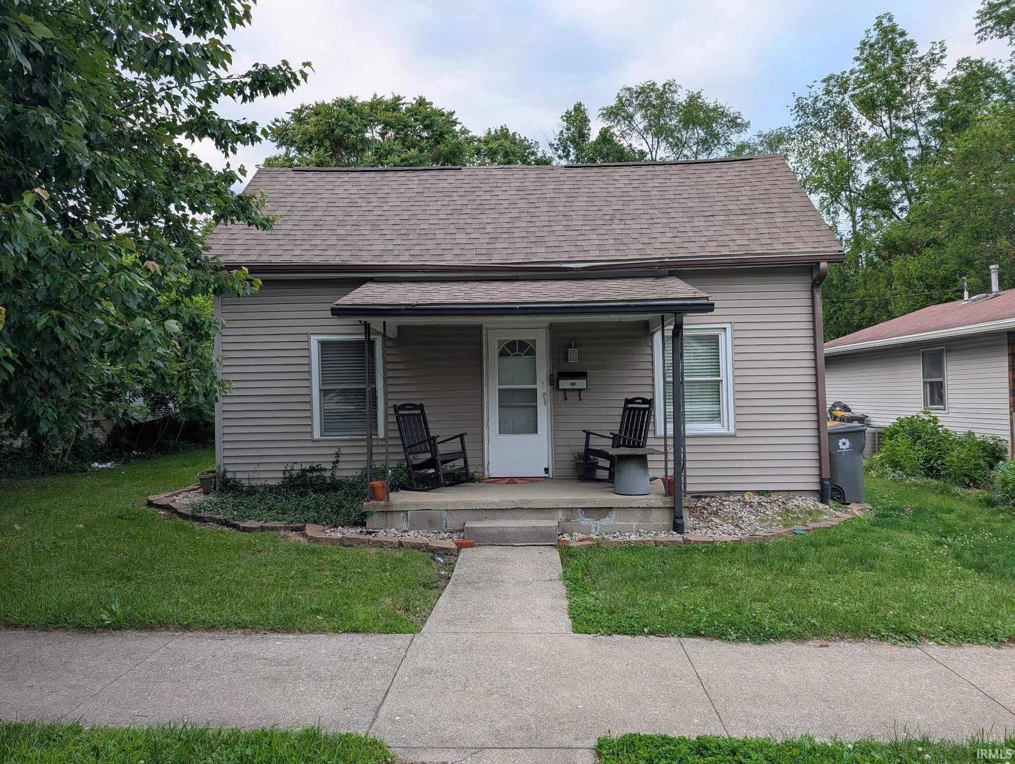 930 W Kirkwood Avenue – photo 2