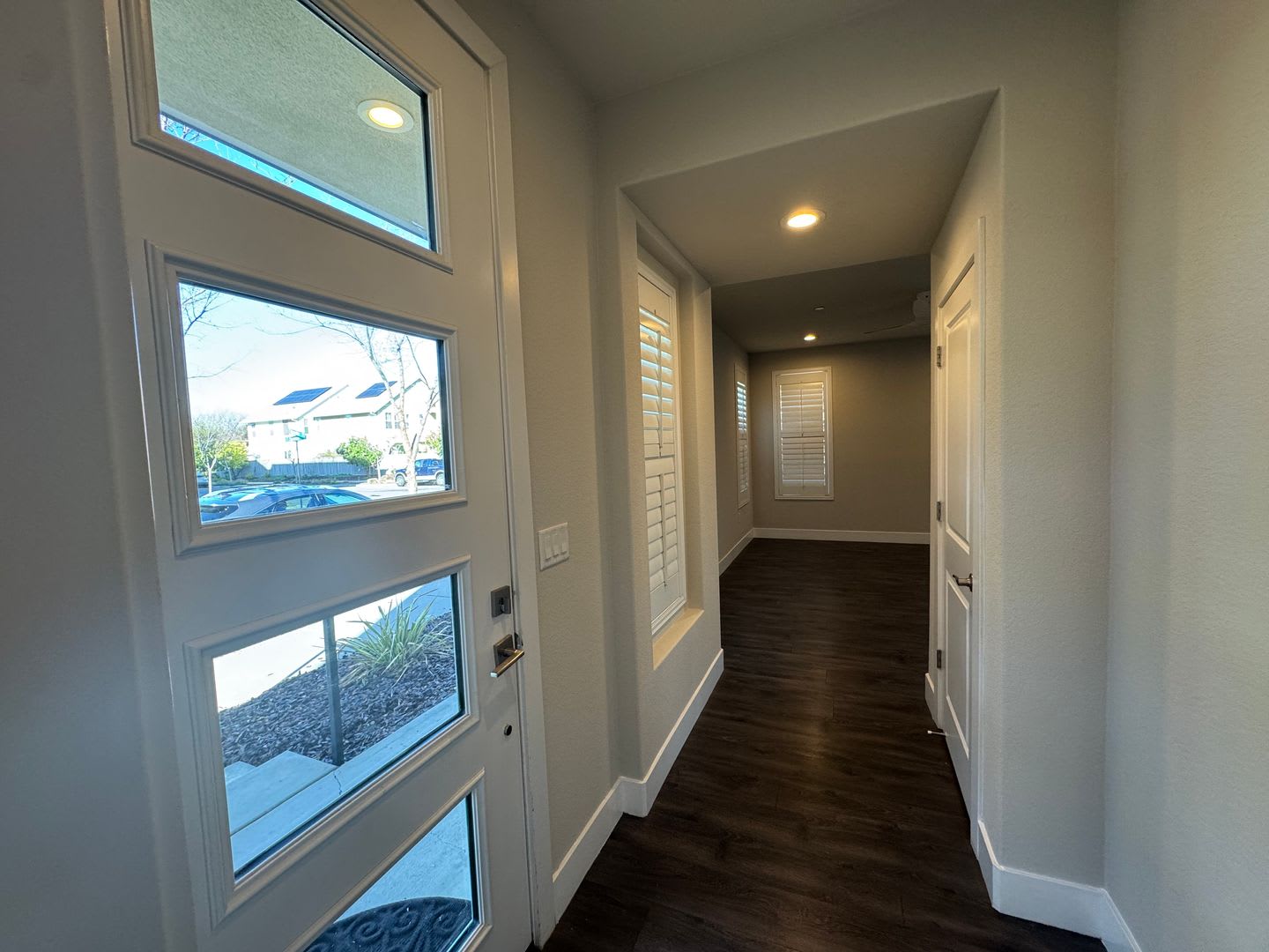 Spacious 4-Bedroom Home in the Cannery – photo 4