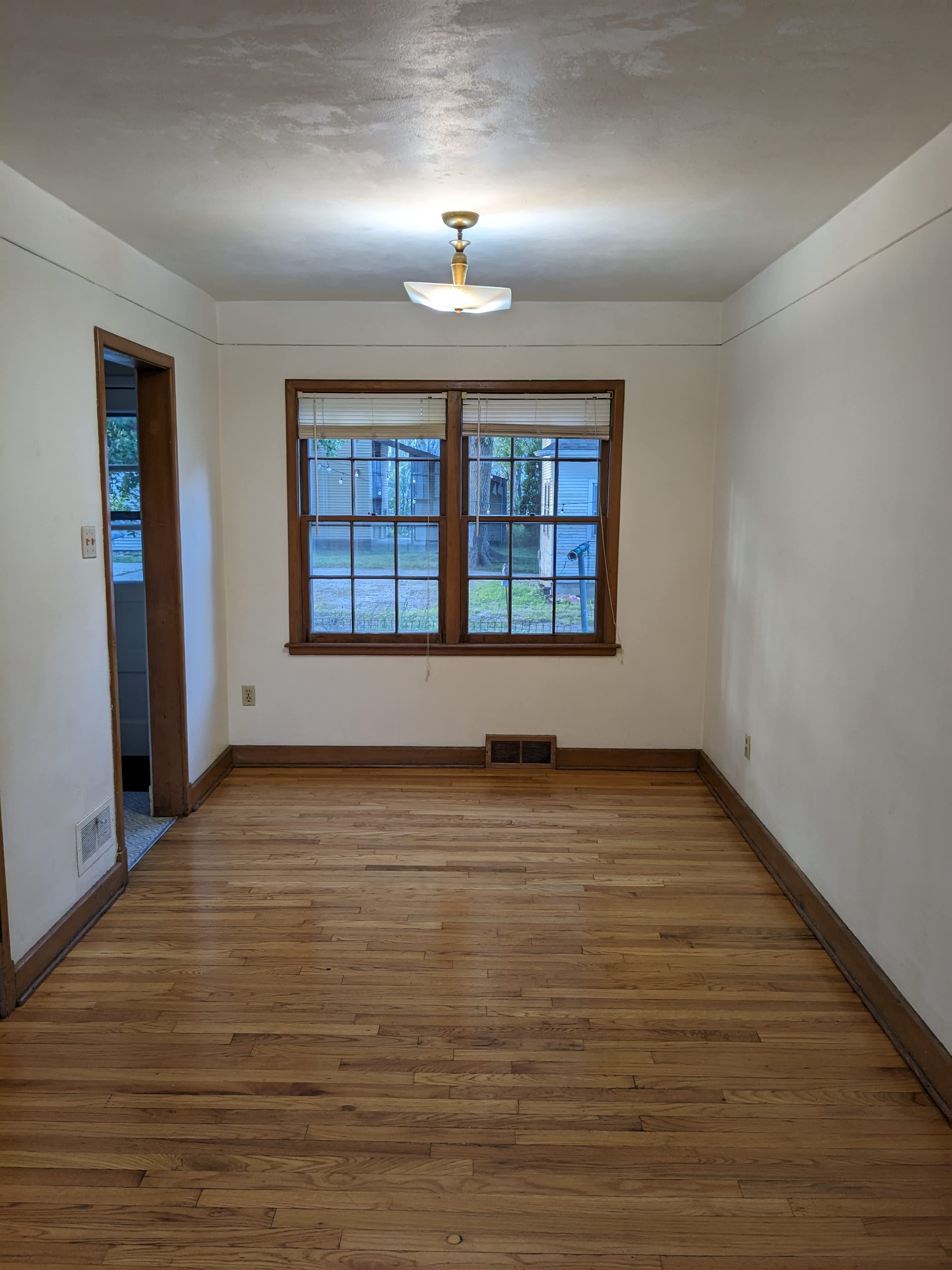 2401 Knapp St – photo 2