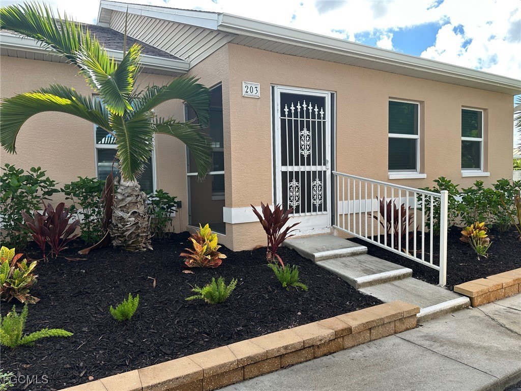 16821 Sanibel Sunset Court – photo 1