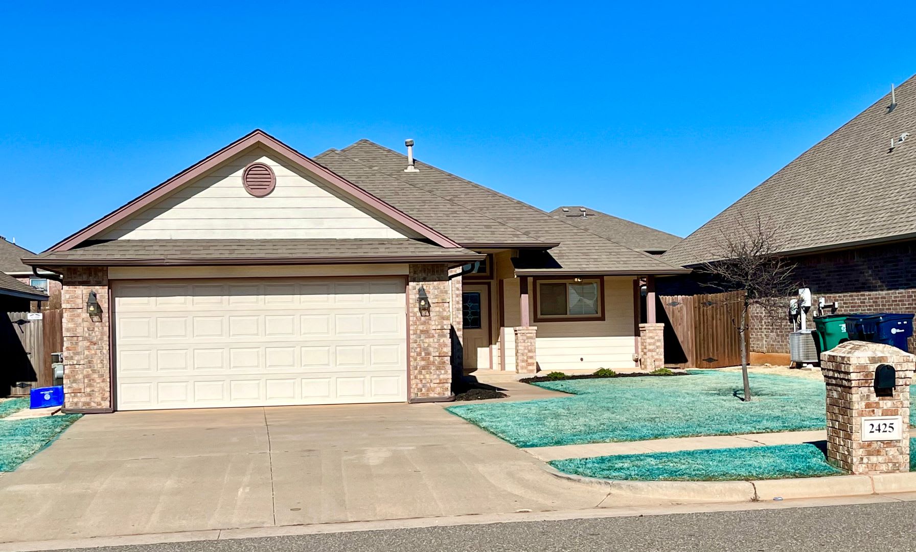 Cute 4 Bedroom With Storm Shelter – photo 1