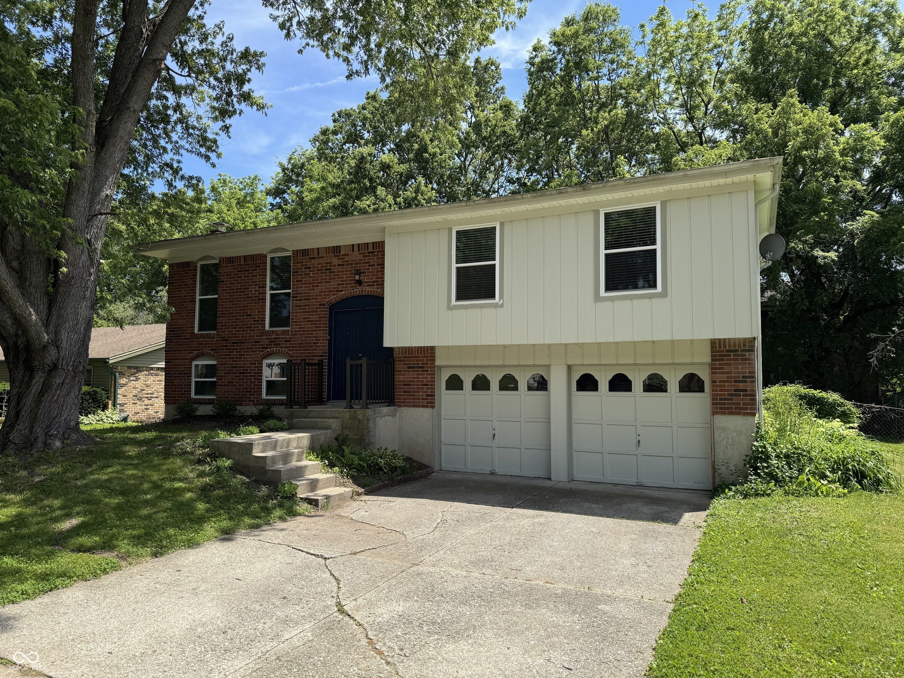 7717 Cambridge Drive – photo 2