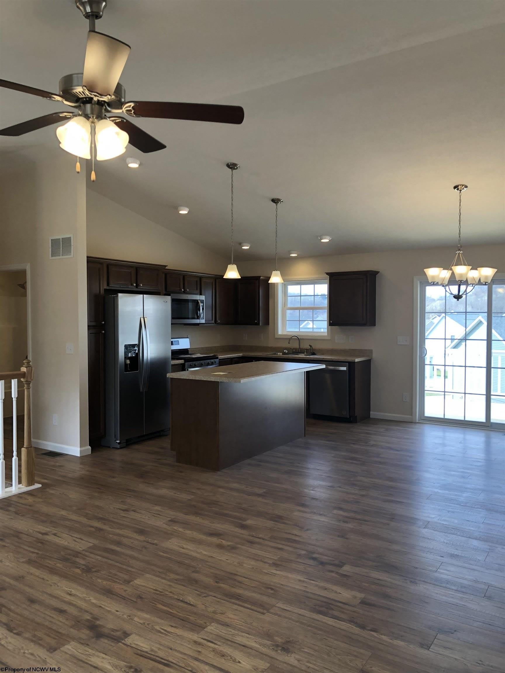 40 Summers Ridge Road – photo 4