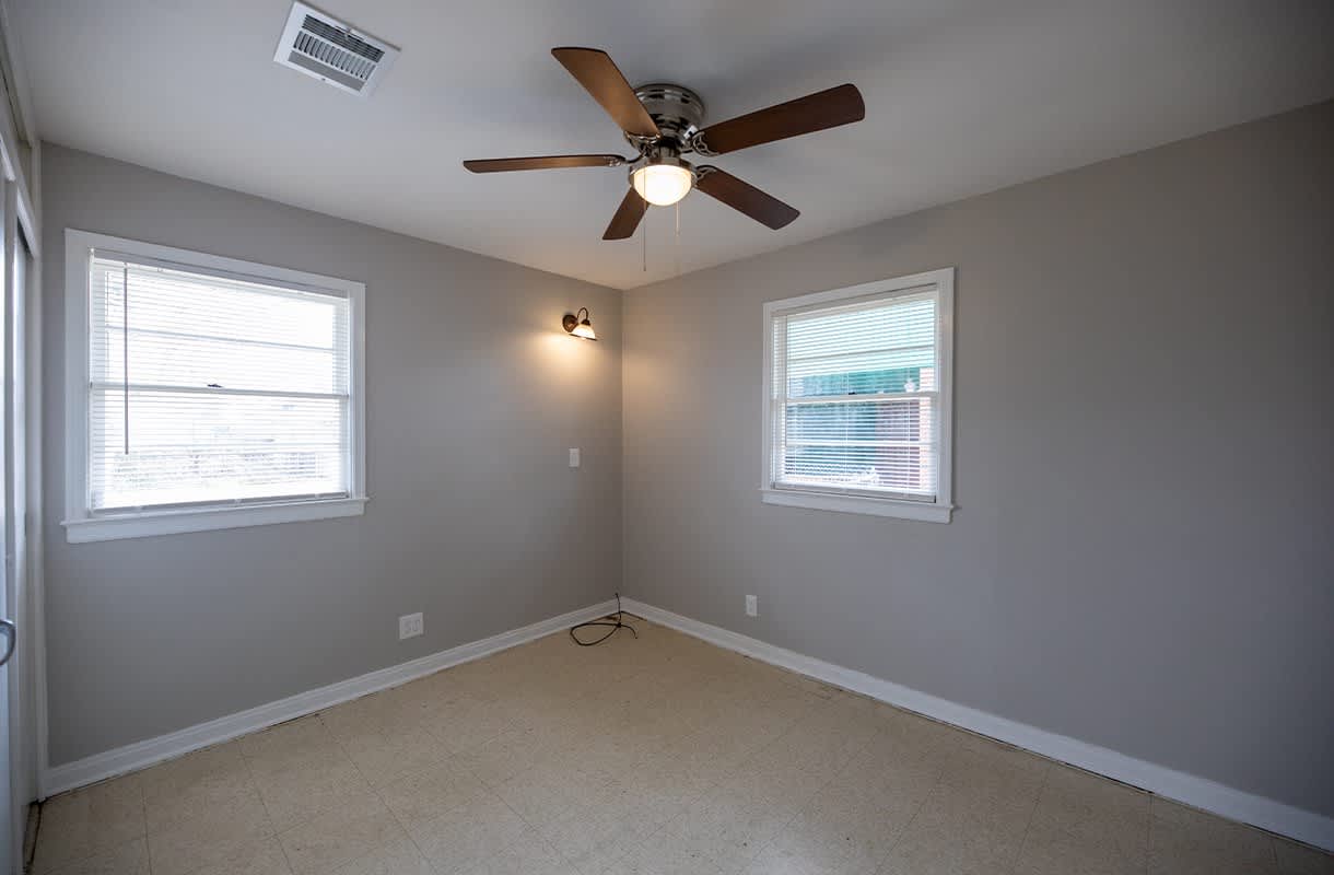 3549 Taylor St – photo 4