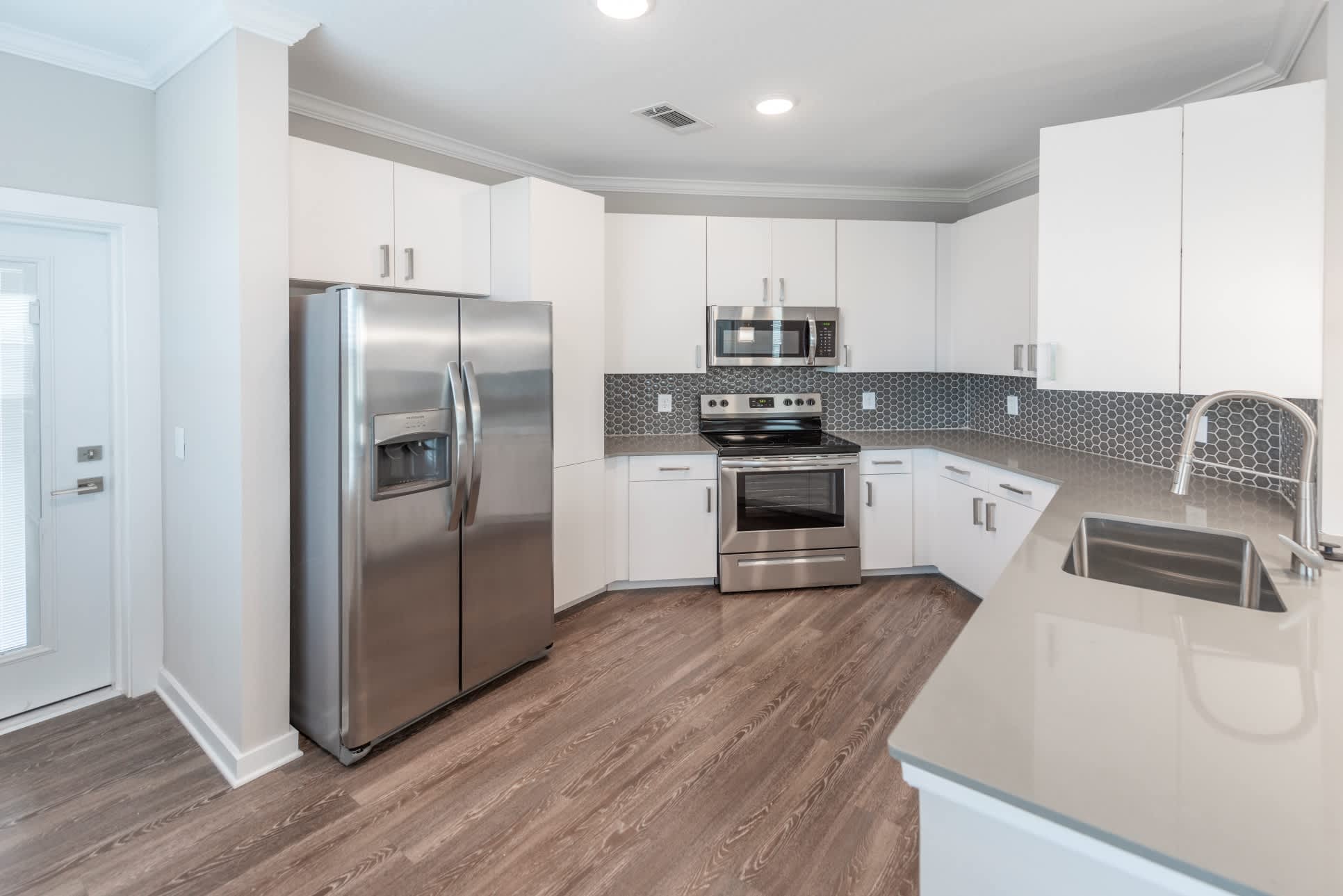 Verso Luxury Apartments – photo 4